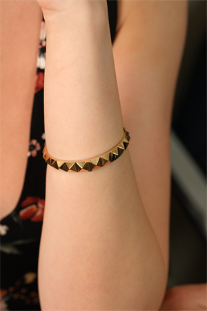 14 Ayar Altın Piramit Kelepçe