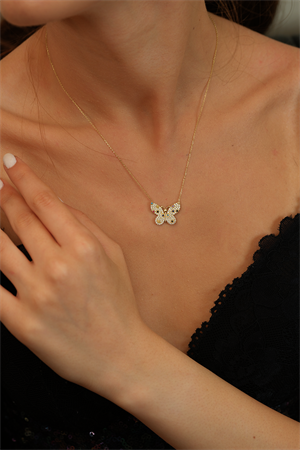 14 Ayar Altın Renkli Taşlı Kelebek Kolye