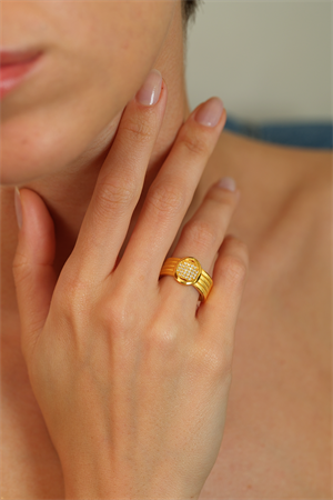 14 Ayar Altın Taşlı Oval Hasır Yüzük