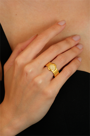 14 Ayar Altın Taşlı Oval Hasır Yüzük