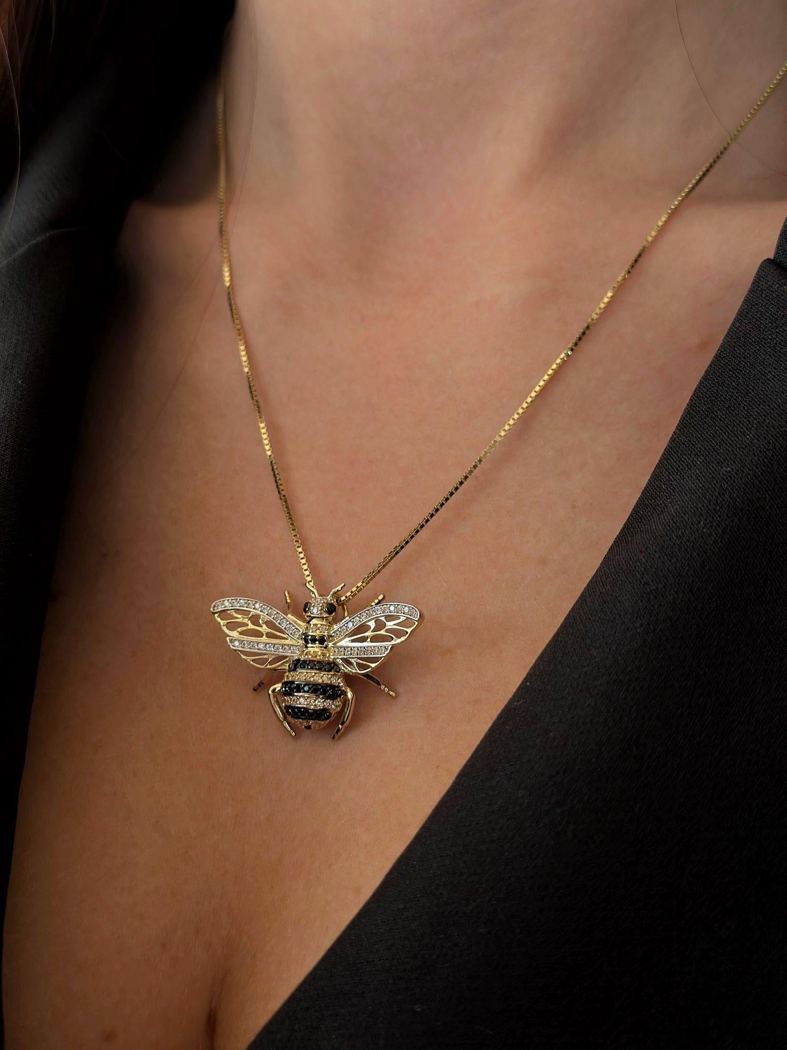 14 Ayar Altın Arı Figürlü Tasarım Kolye