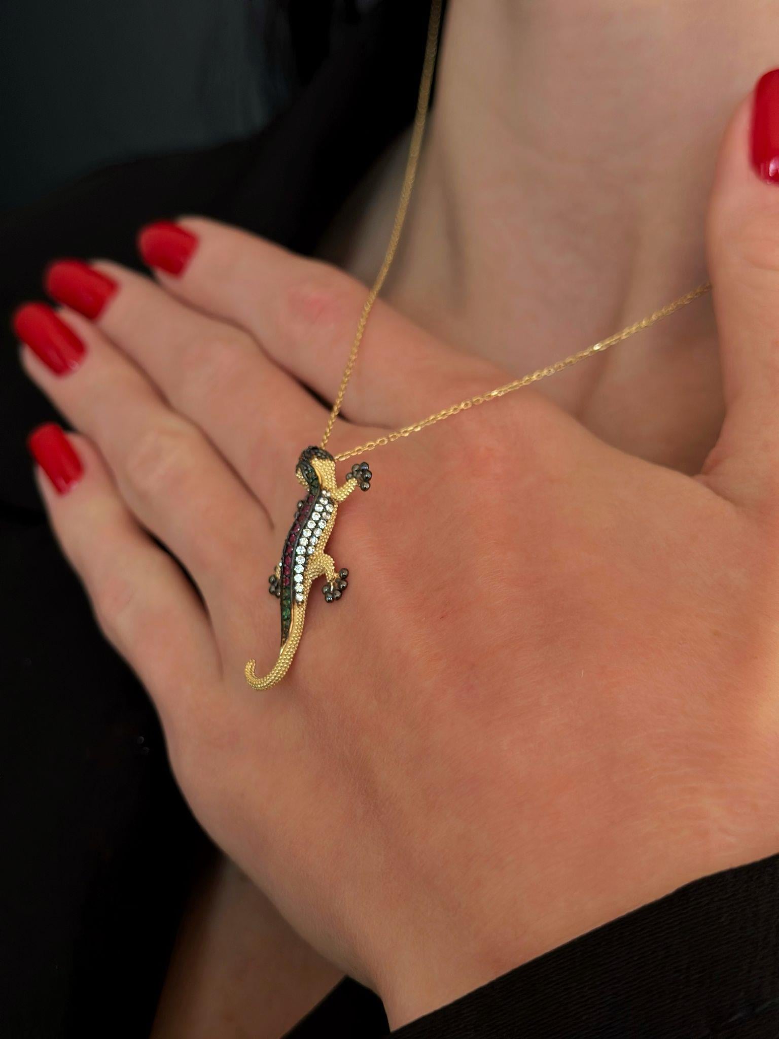 14 Ayar Altın Timsah Figürlü Tasarım Kolye