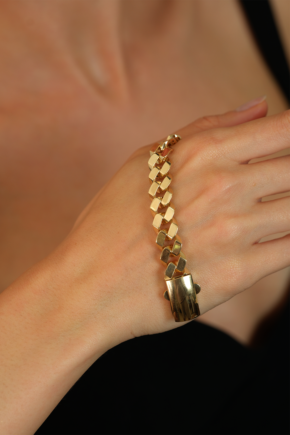 Kare Kesim Gurmet Bileklik