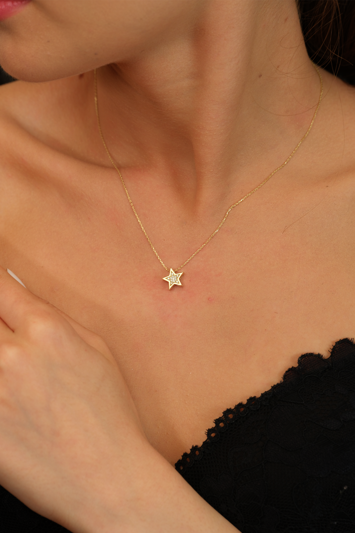 Mini Taşlı Minik Yıldız Kolye