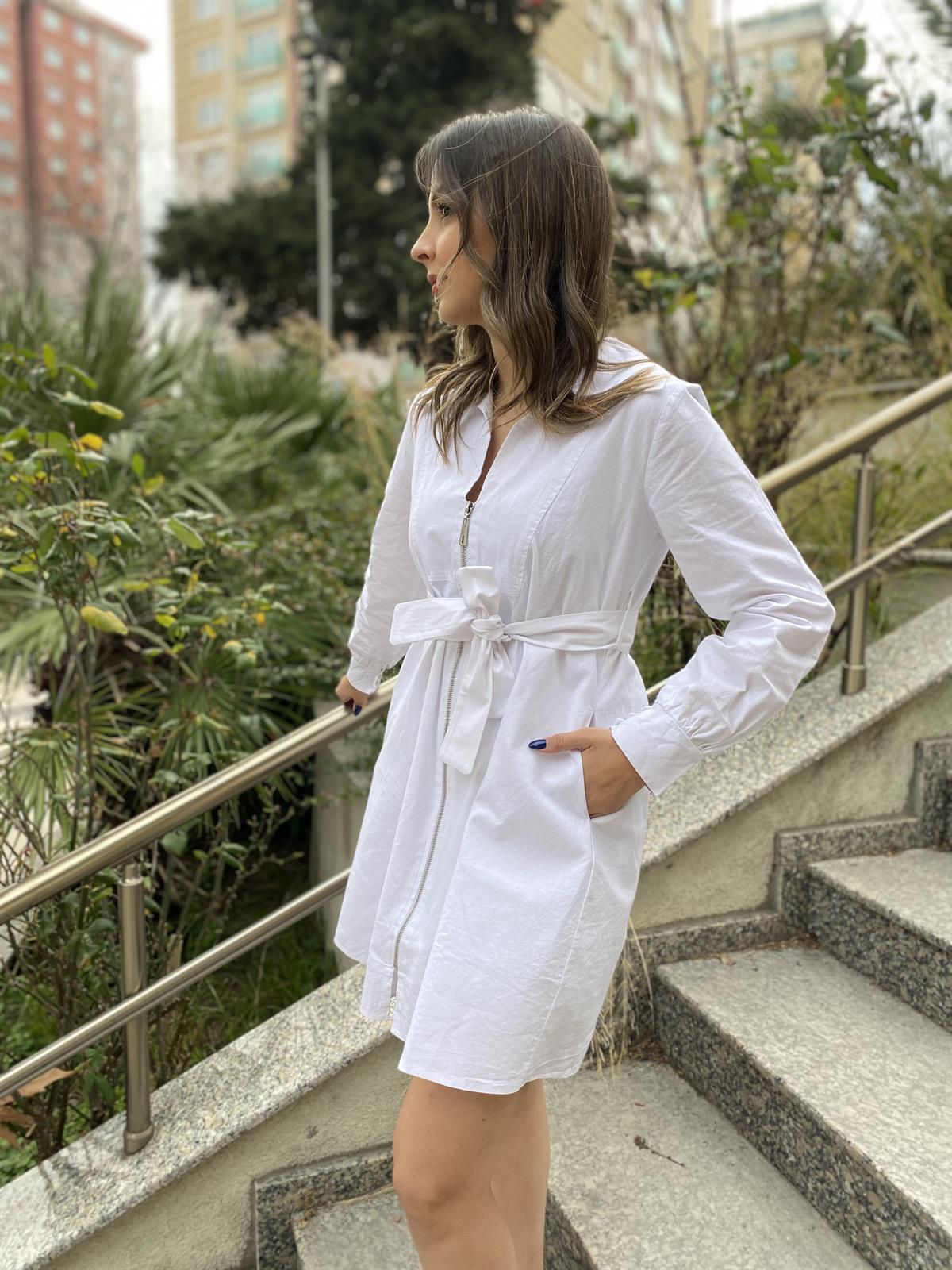 Beyaz Keten Fermuarlı Kuşaklı Elbise - AYCHAYLA | KADIN GİYİM