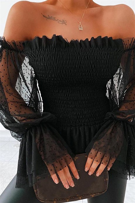 Kadın Siyah Straplez Tül Aksesuarlı Bluz