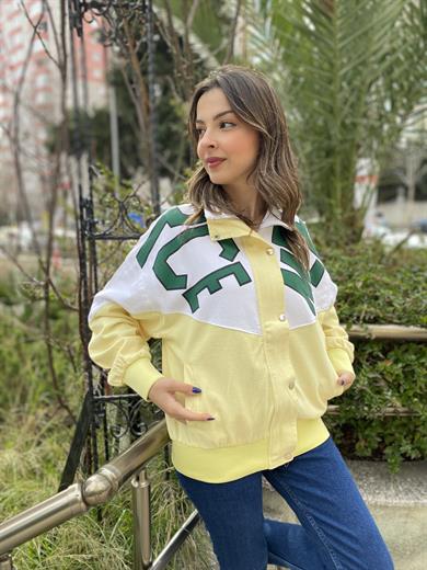 Yeşil Yazı Detaylı Sarı Jean Ceket