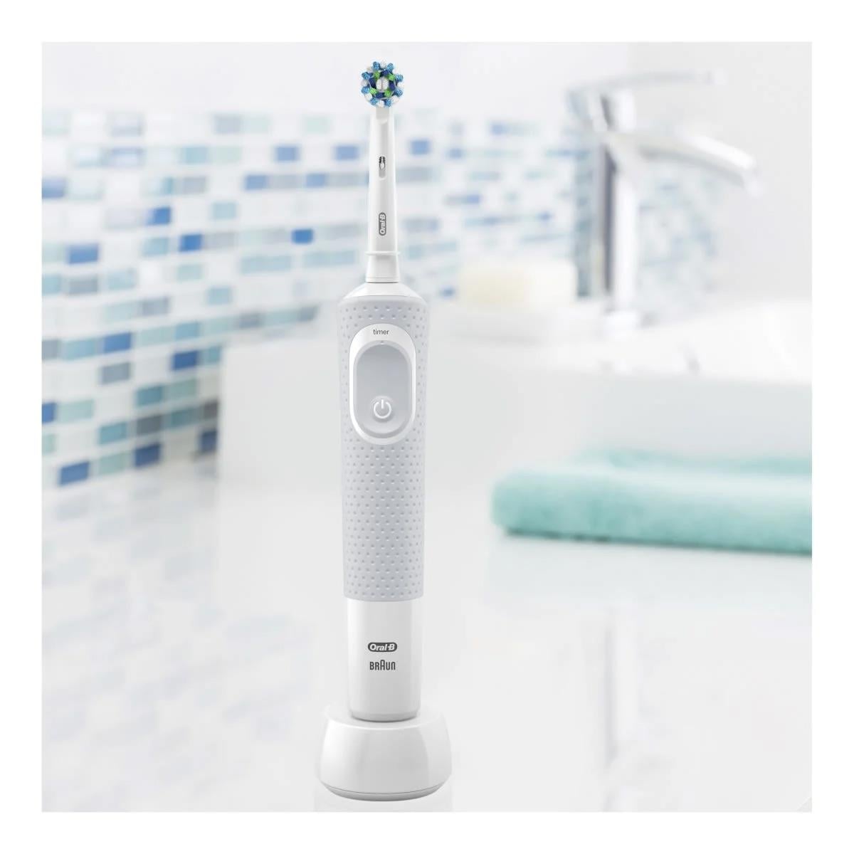 Oral-B Vitality 100 Sensi UltraThin Beyaz Şarjlı Diş Fırçası