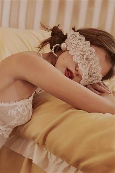 Bella Notte Beyaz Dantelli Göz Bandı 1024