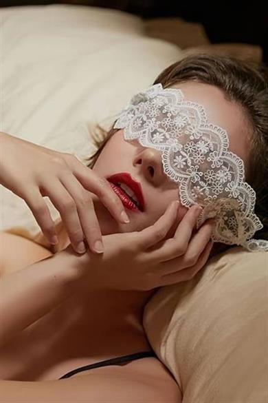 Bella Notte Beyaz Dantelli Göz Bandı 1024