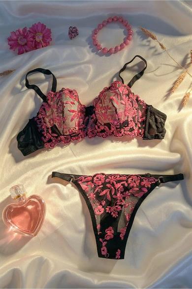 Bella Notte Siyah Renkli Fuşya Çiçek Detaylı Sütyen Takımı 19025