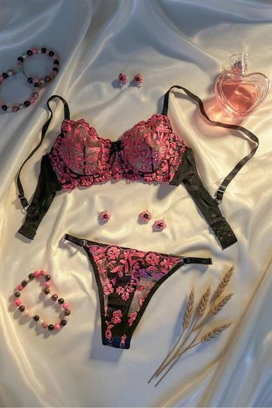 Bella Notte Siyah Renkli Fuşya Çiçek Detaylı Sütyen Takımı 19025