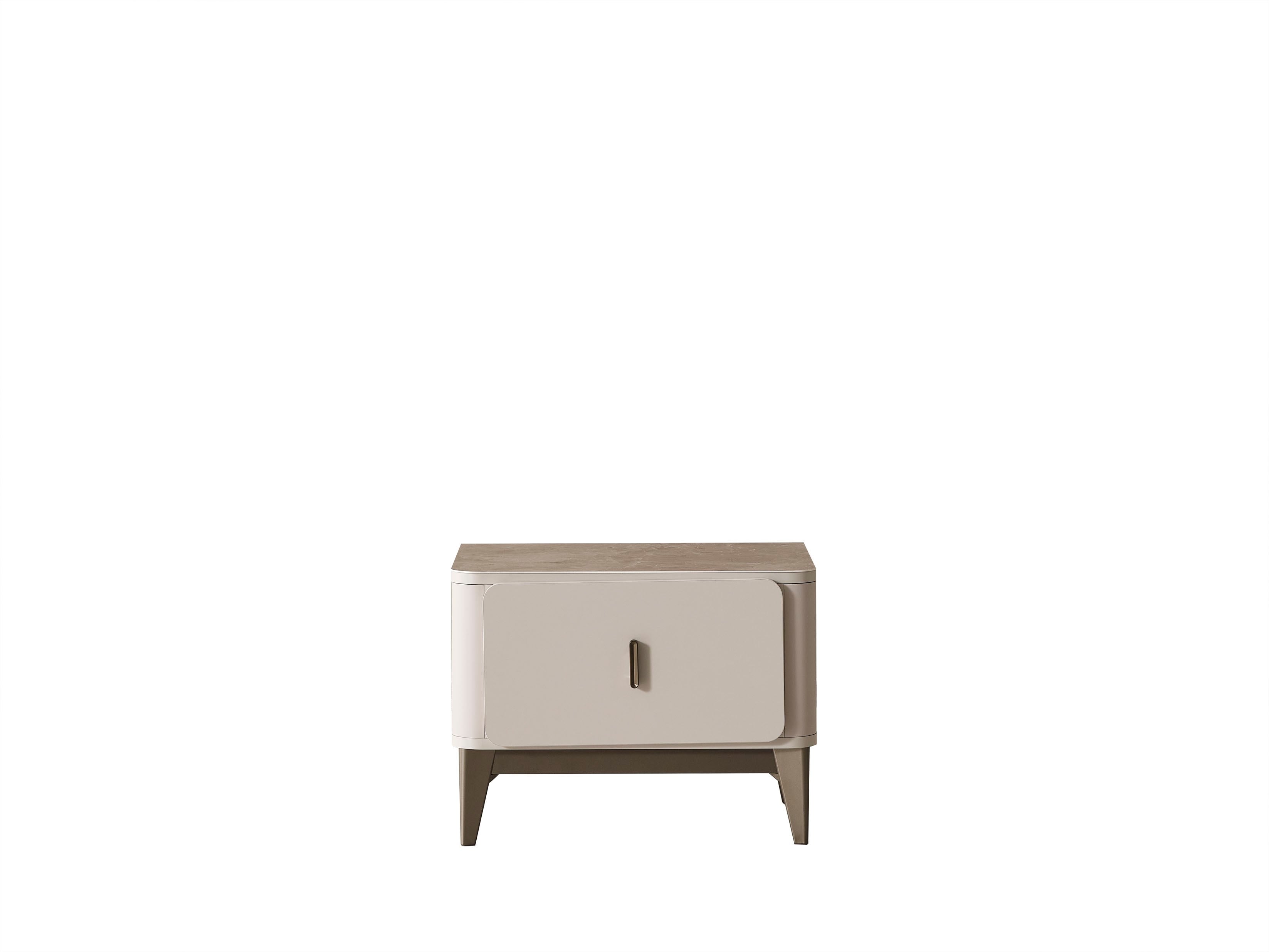 Aura Soft Komodin