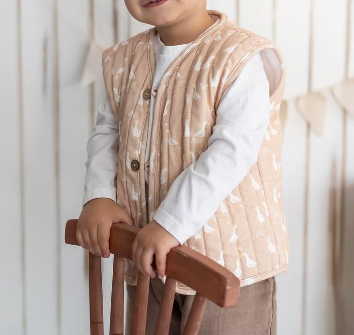 PELUŞ YELEKYelek & CeketKİRAZKİDSÖrdek Desenli Peluş Bebek yeleğiKİMPEKSTEKSTİL 