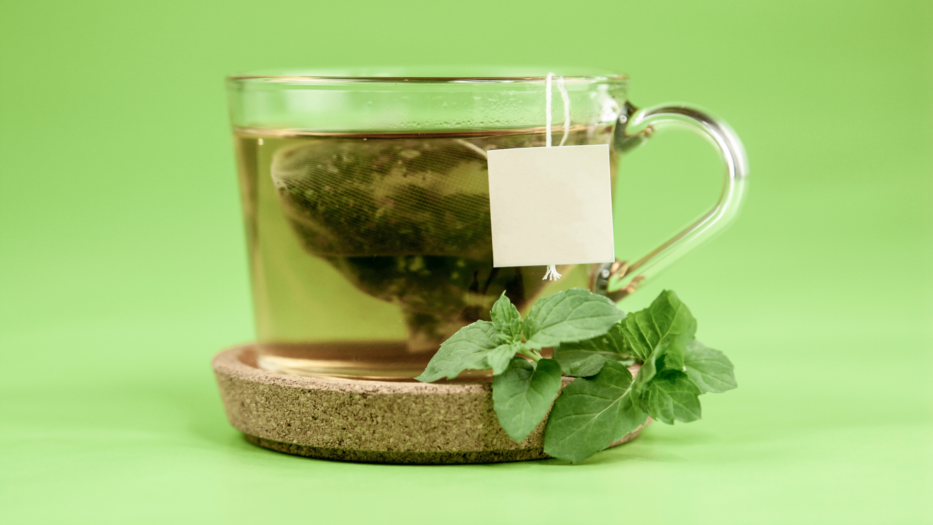 Kilo Vermeye Yardımcı Bitki Çayları ve Sağlıklı Atıştırmalıklar