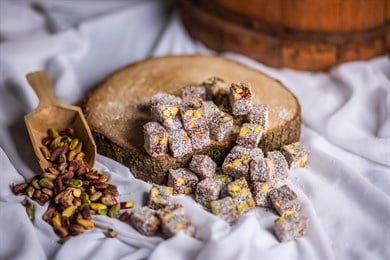 Antep Fıstıklı Dilim Cezerye