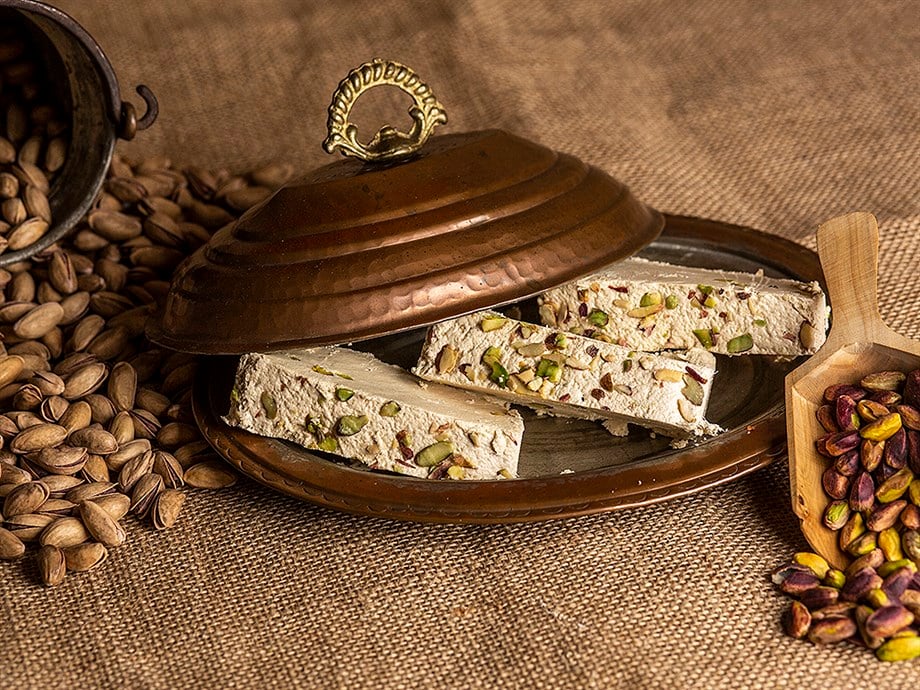 Helva Antep Fıstıklı 400 Gr