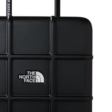 The North Face All Weather 4-Wheeler - 30