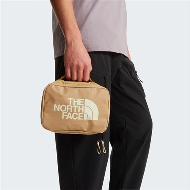 The North Face Base Camp Voyager Toiletry Kit Seyahat Çantası