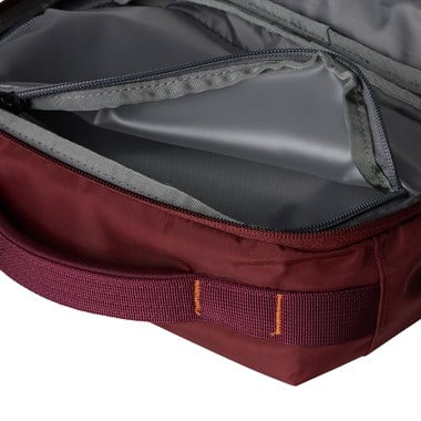 The North Face Base Camp Voyager Toiletry Kit Unisex Çanta