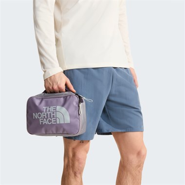 The North Face Base Camp Voyager Toiletry Kit Seyahat Çantası