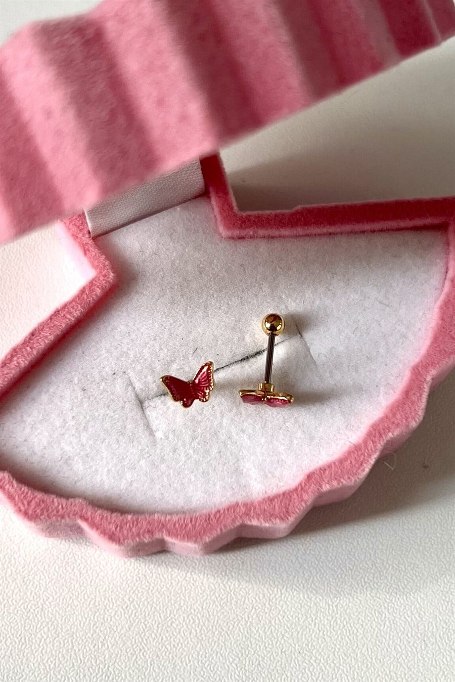 Pembe Mineli Kelebek Piercing | Cerrahi Çelik
