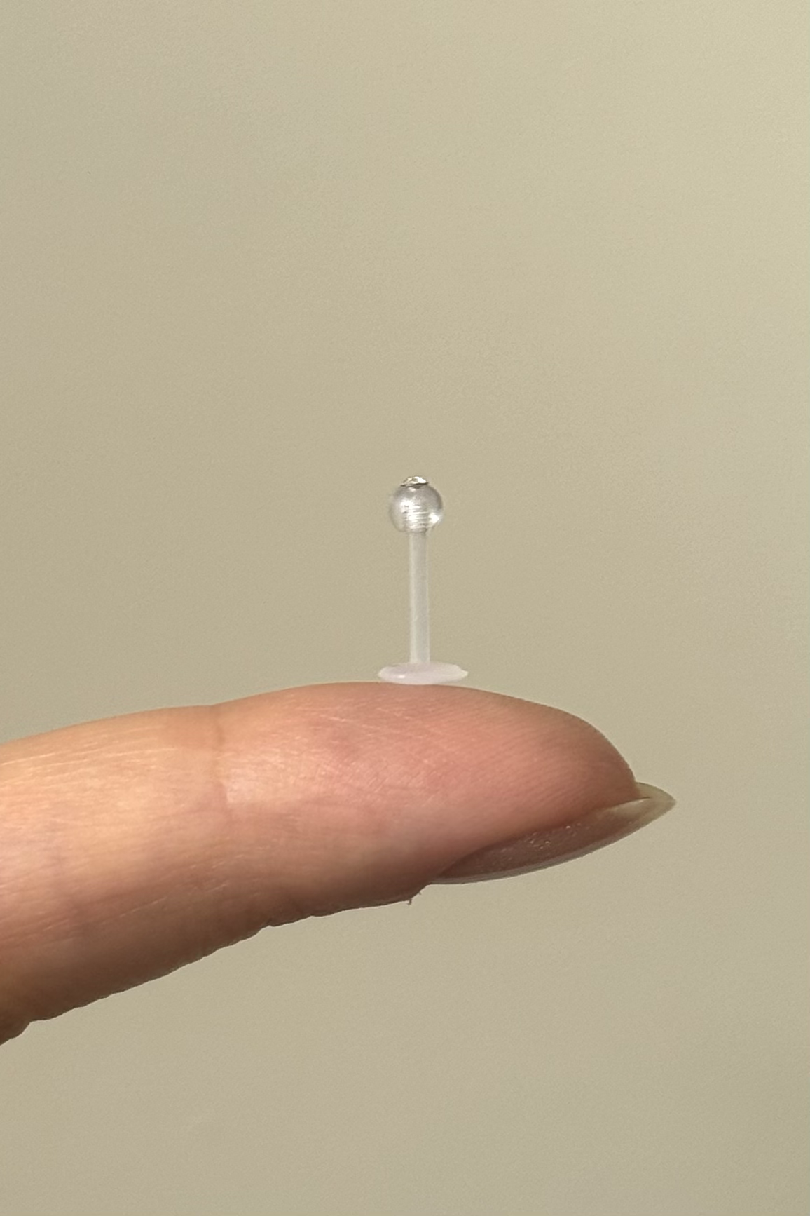 Taşlı Bioplast Piercing 8 MM