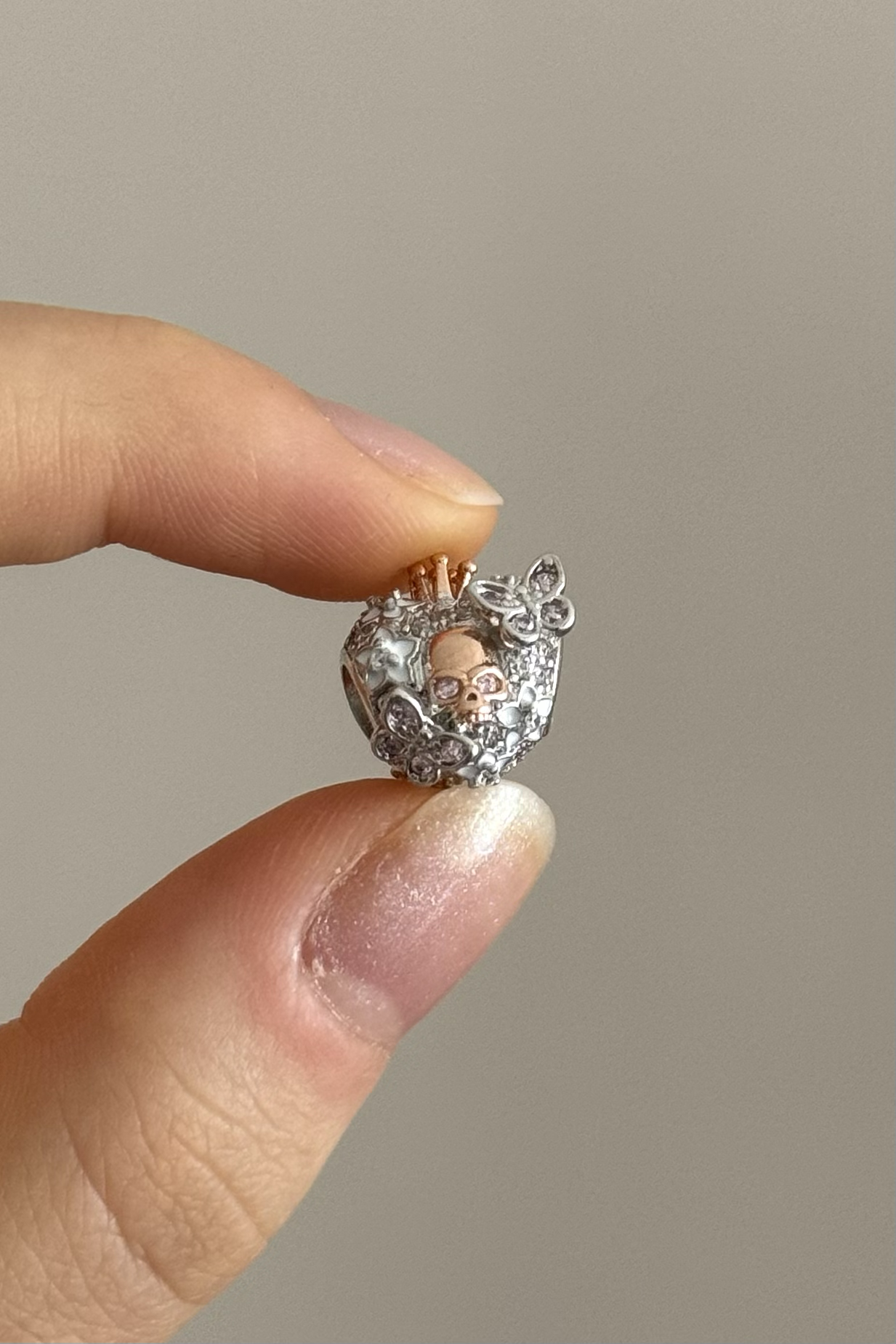 Taşlı Kurukafa Charm 925 Ayar Gümüş