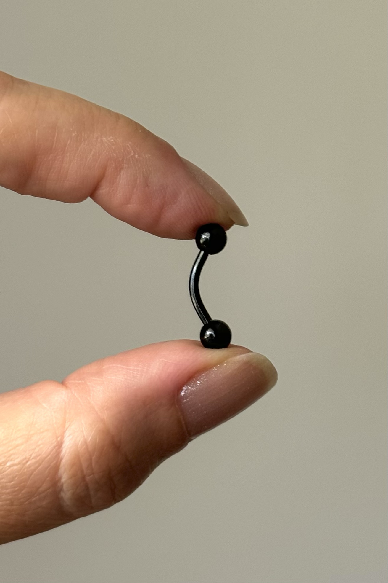 Top 10mm x 1.6mm Siyah Göbek Piercing Cerrahi Çelik