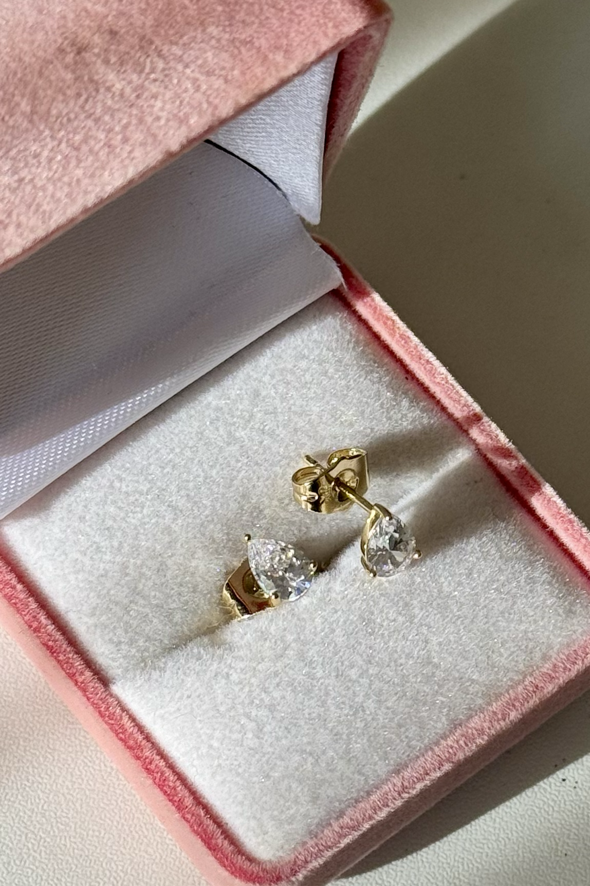 14K Damla Tektaş Küpe Çifti Çelik 