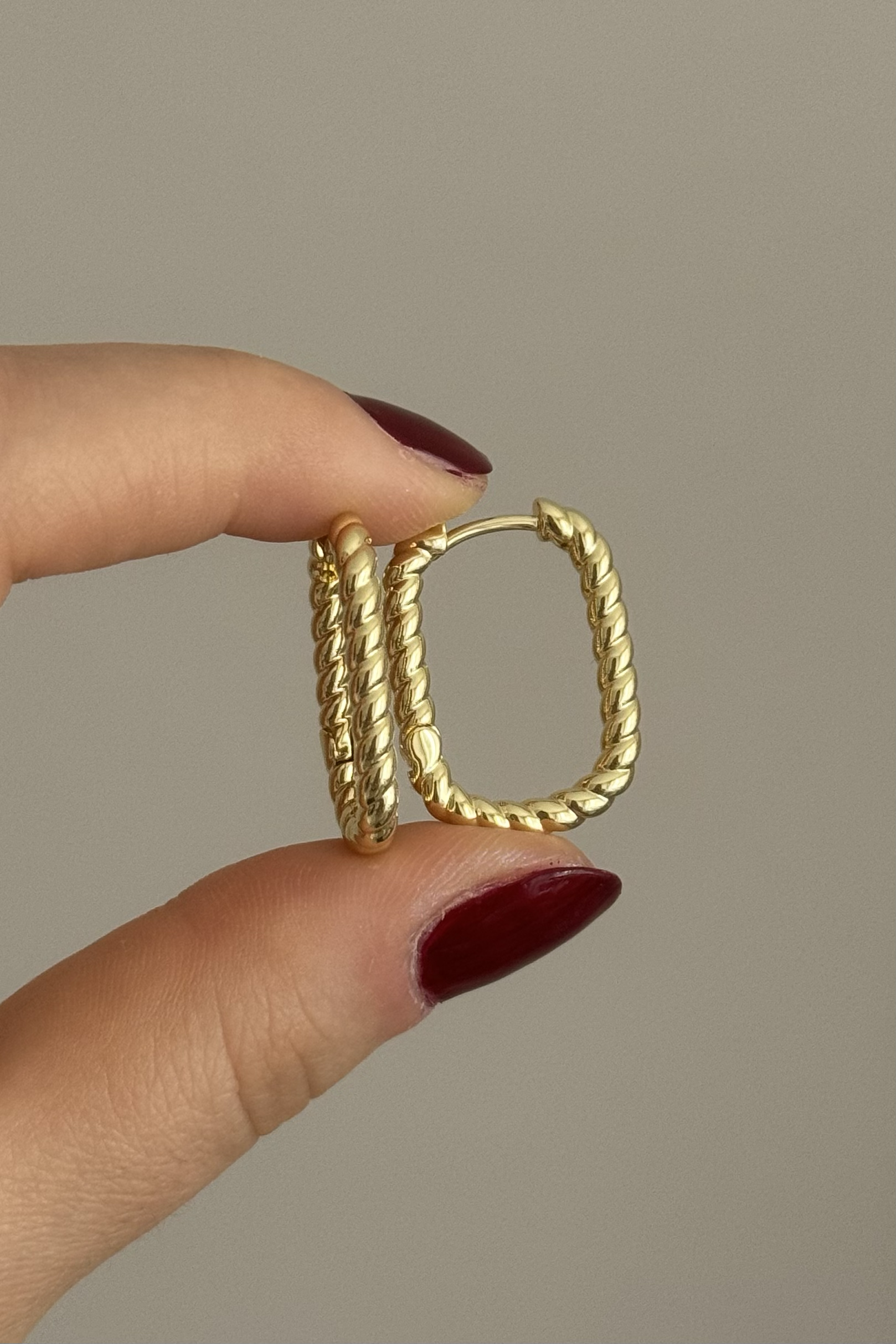Burgu Oval Küpe Çifti 14K Çelik