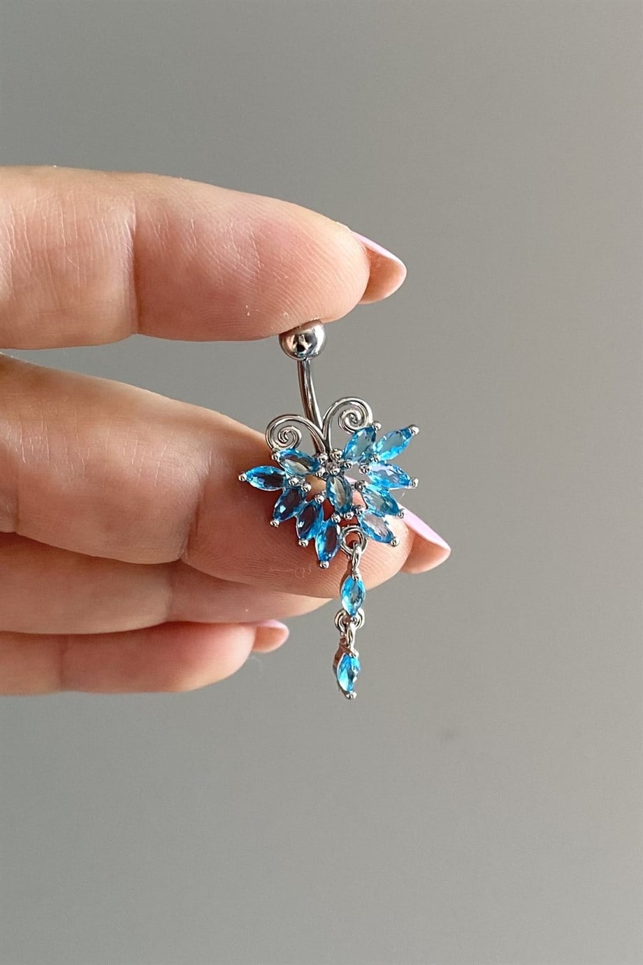 Mavi Sallantılı Kelebek Göbek Piercing | Cerrahi Çelik