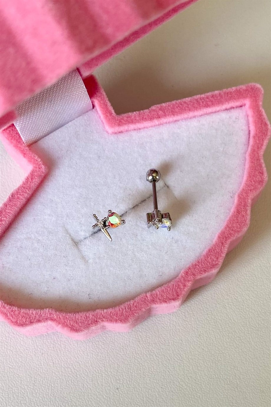 Mini Taşlı Savaşçı Piercing | Cerrahi Çelik