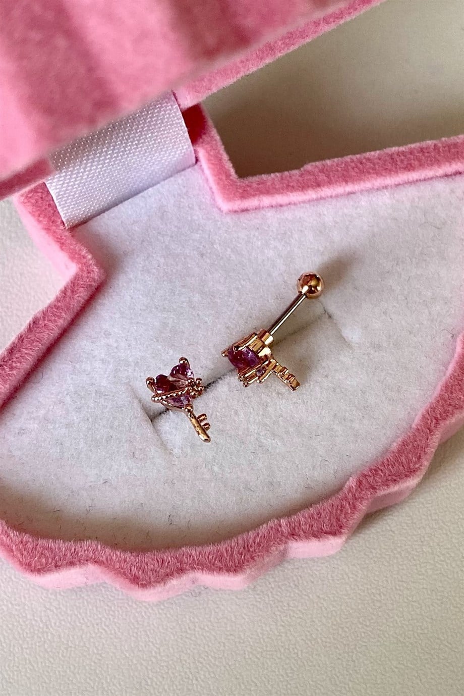 Pembe Kalp Anahtar Piercing | Cerrahi Çelik
