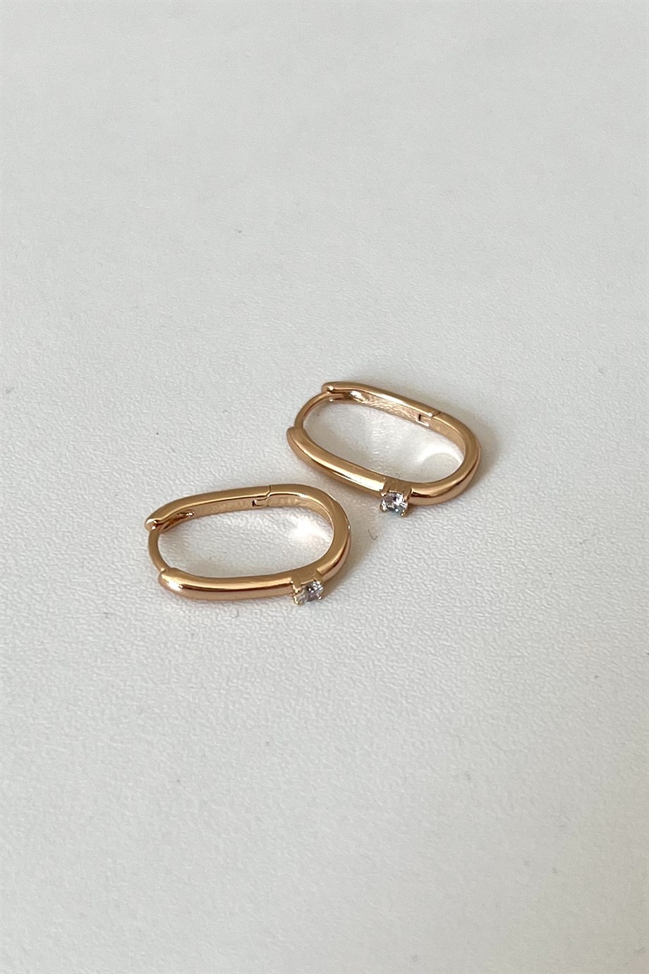 Taş Detay Oval Küpe Çifti | Çelik