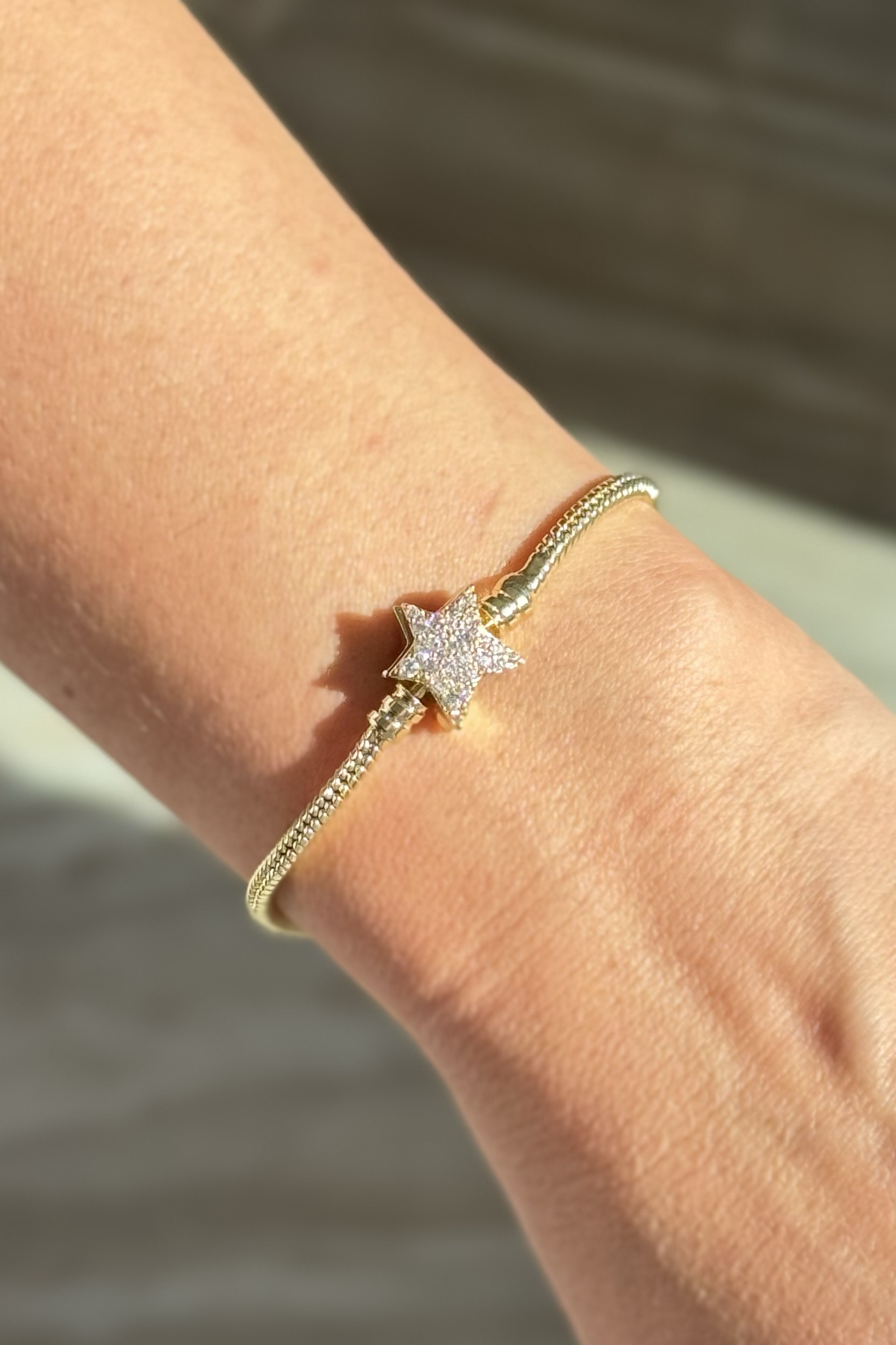 Taşlı Yıldız Charm Bileklik 14K Kaplama
