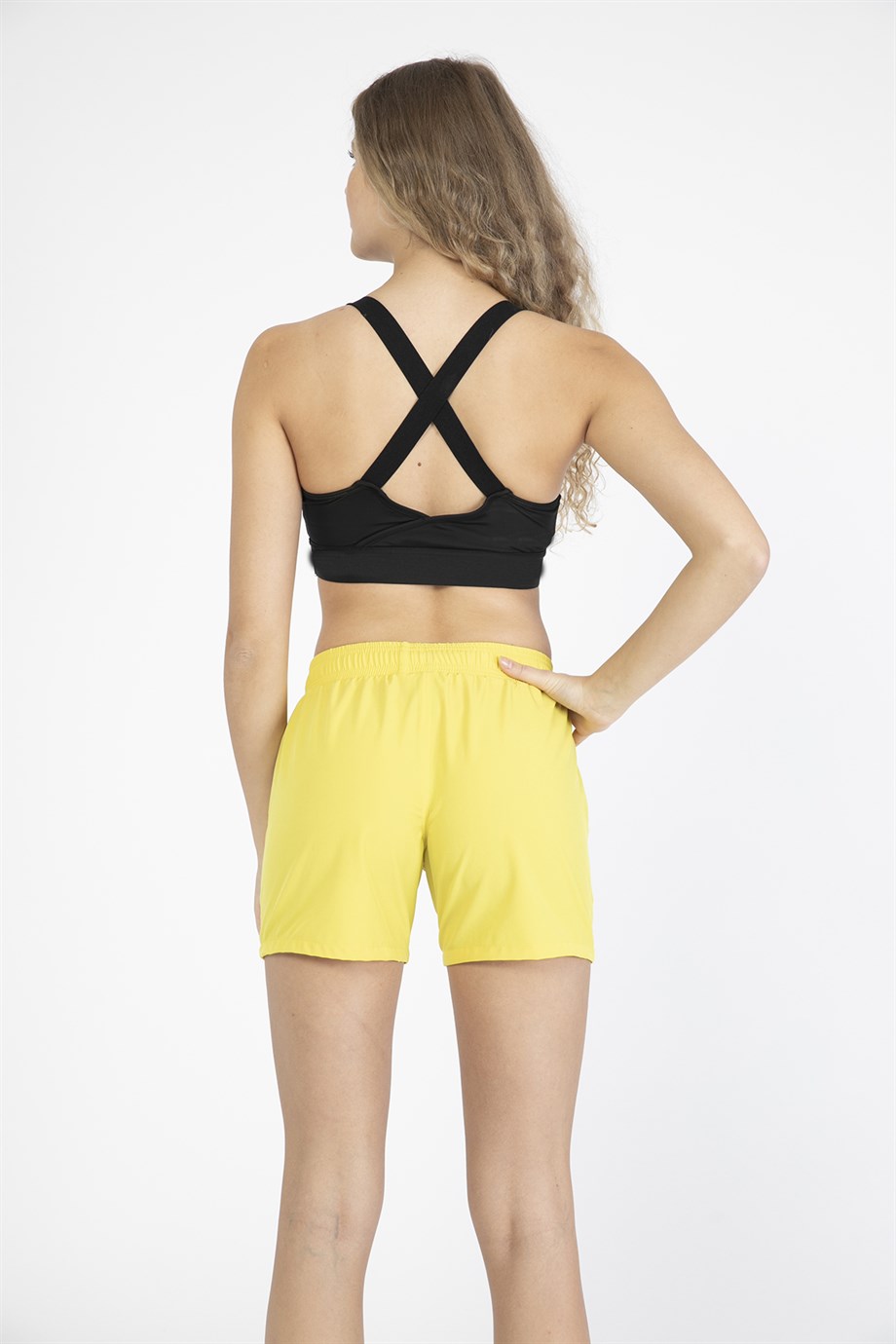 Sarı Orta Boy Yan Cepli Kadın Mayo Deniz Şortu