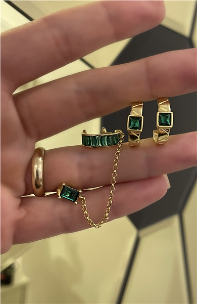 HALKA YEŞİL TAŞLI KÜPE