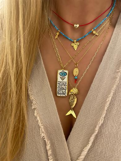 KIRMIZI İPTE MİNİ KALP KOLYE