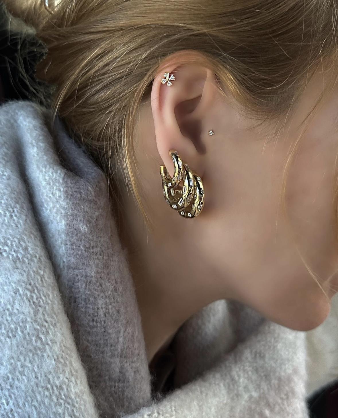 BAGET ÇİÇEK PIERCING