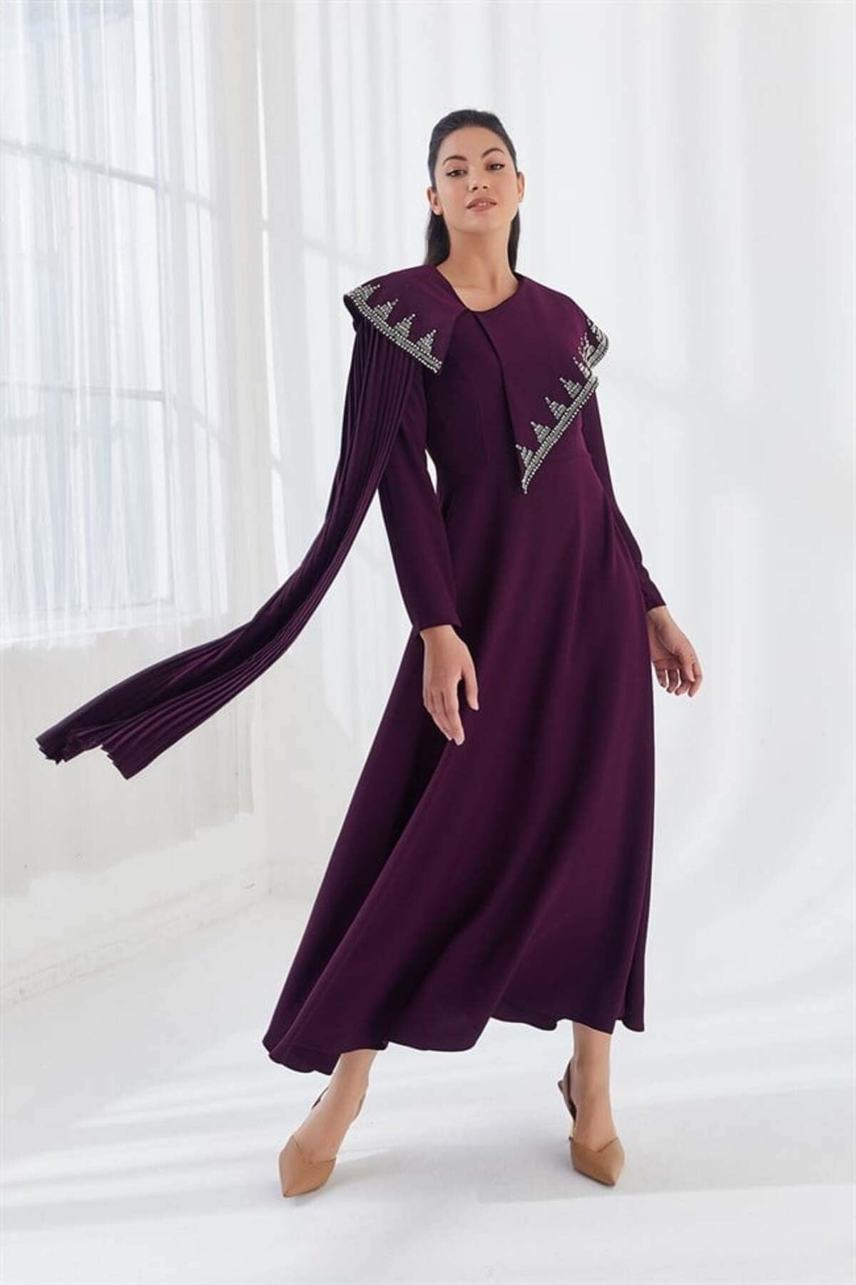 Asimetrik Yaka Taş İşlemeli Elbise Mor