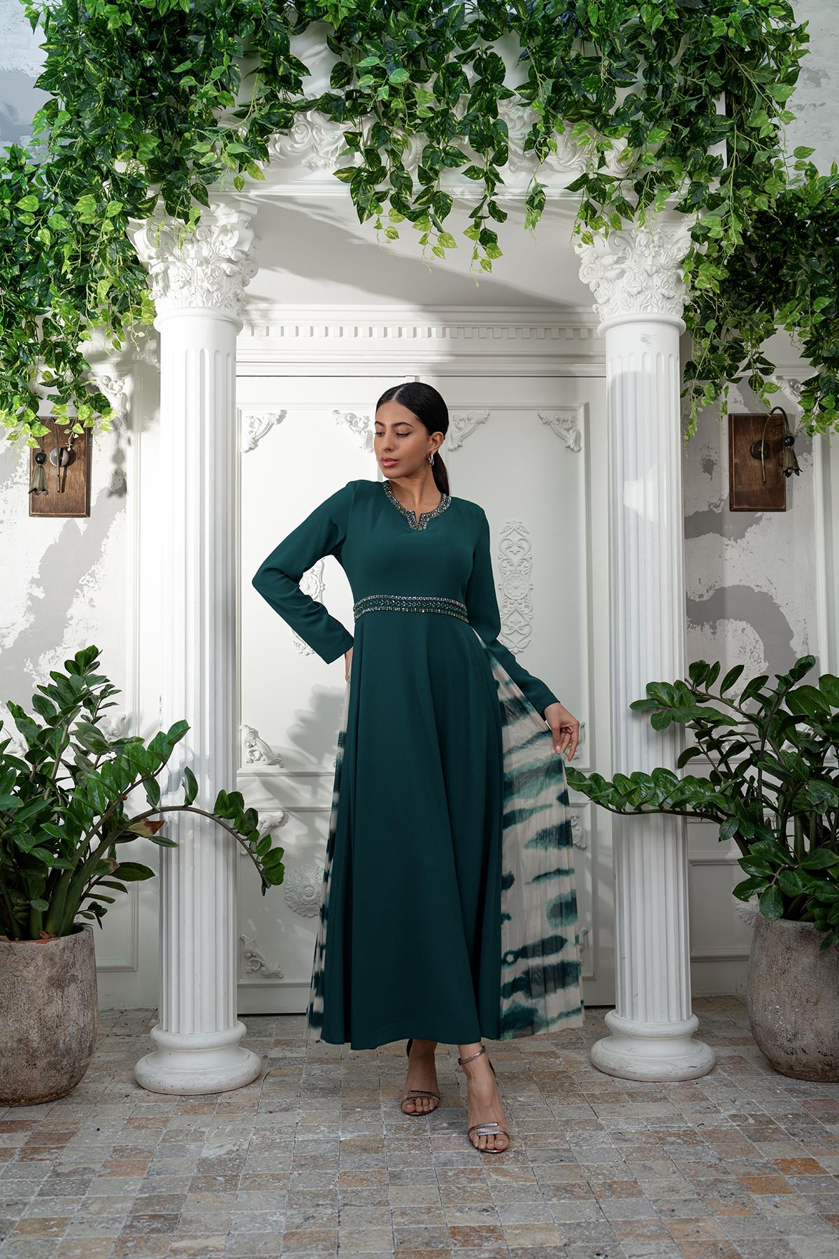 Dijital Baskılı Pliseli Elbise Zümrüt