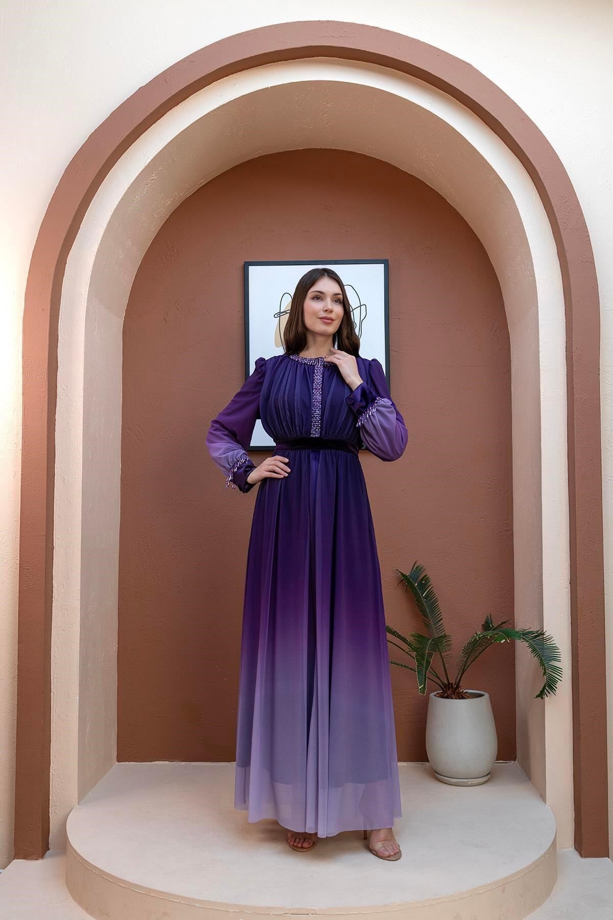 El İşlemeli Elbise Mor