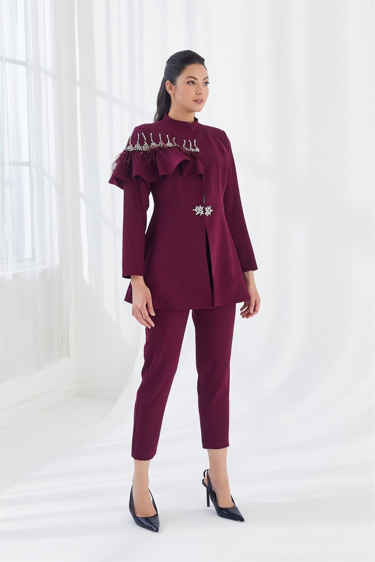 Omuzdan Volanlı Taş İşlemeli İkili Takım Bordo