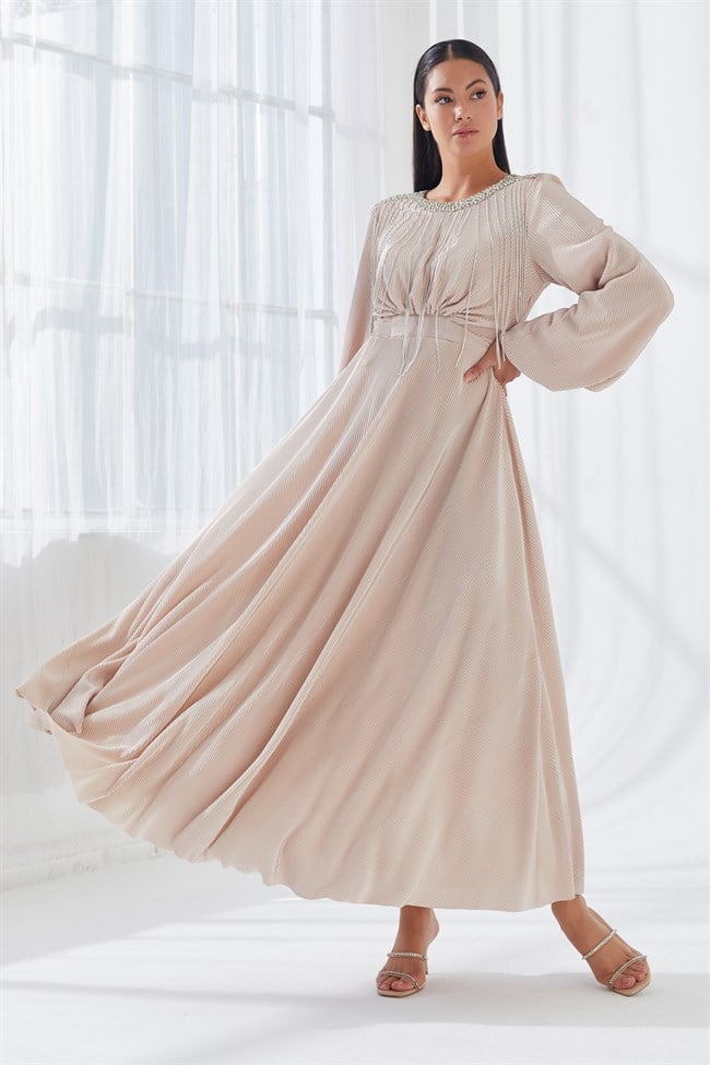 Pliseli Taş İşlemeli Elbise Pudra
