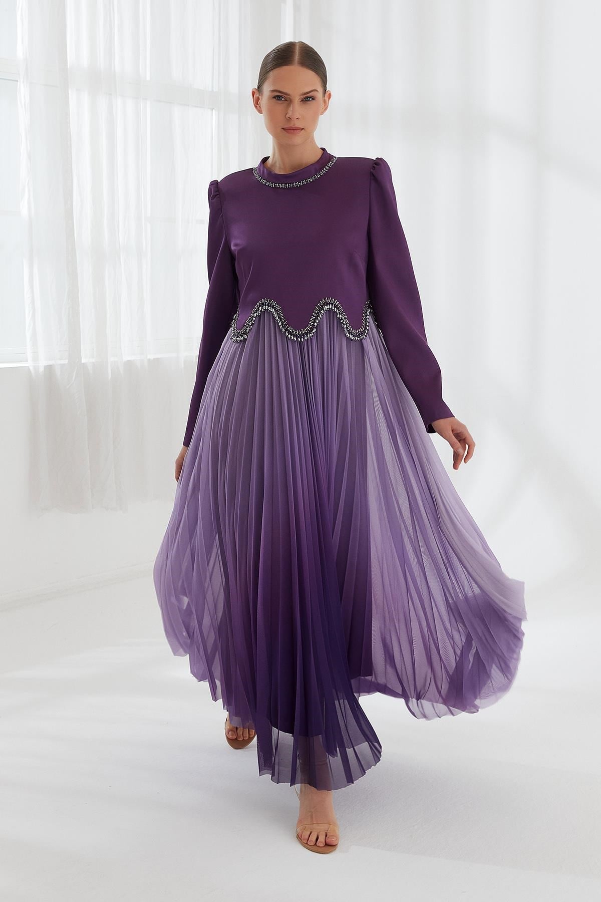 El İşlemeli Elbise Mor