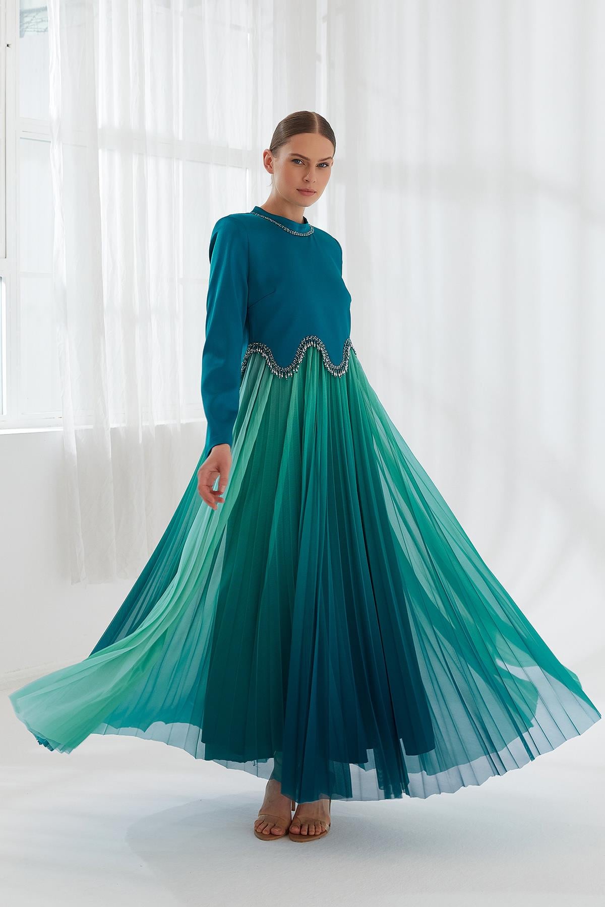 El İşlemeli Elbise petrol