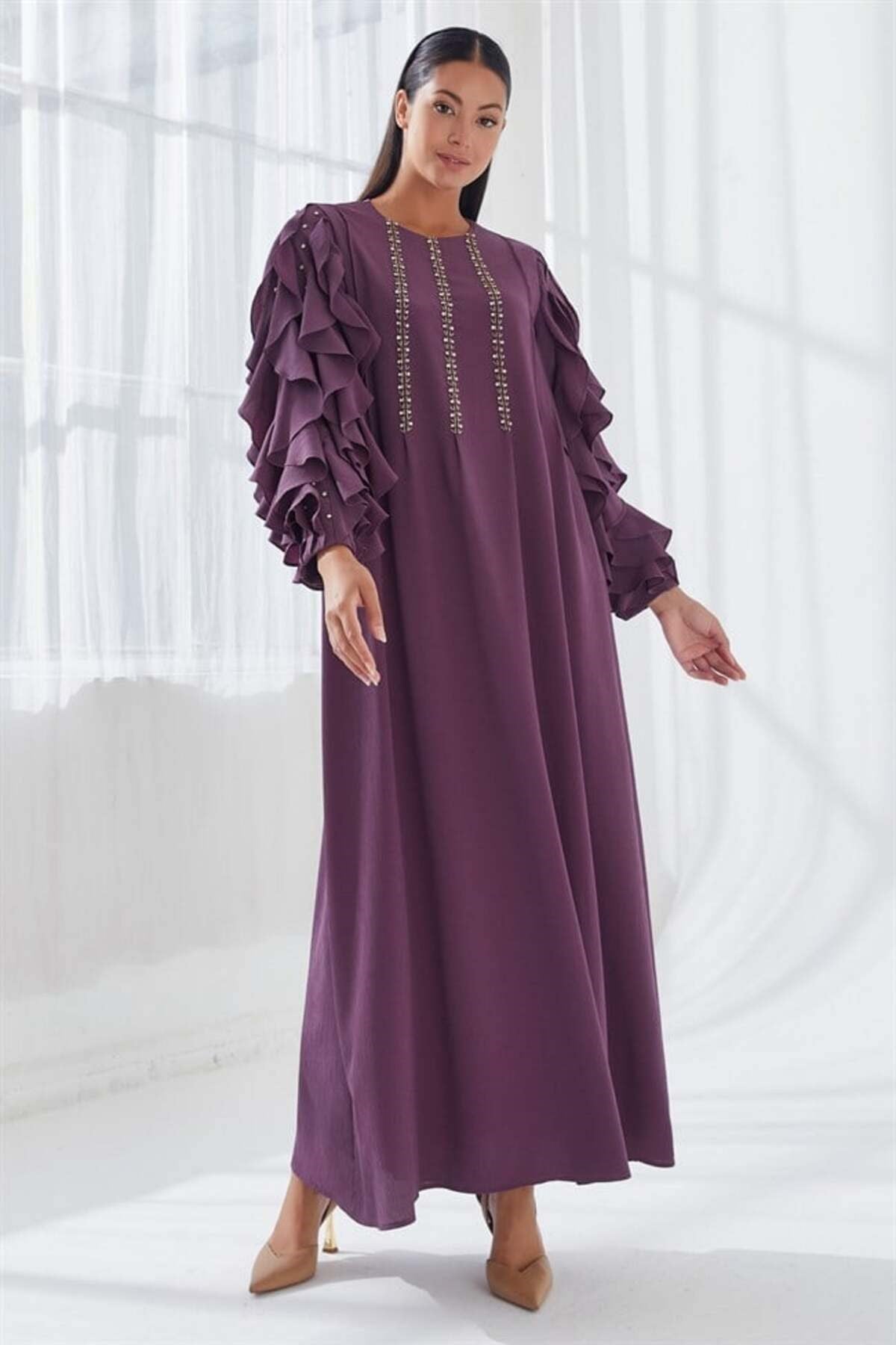 Fırfır Kollu Taş İşlemeli Elbise Mürdüm