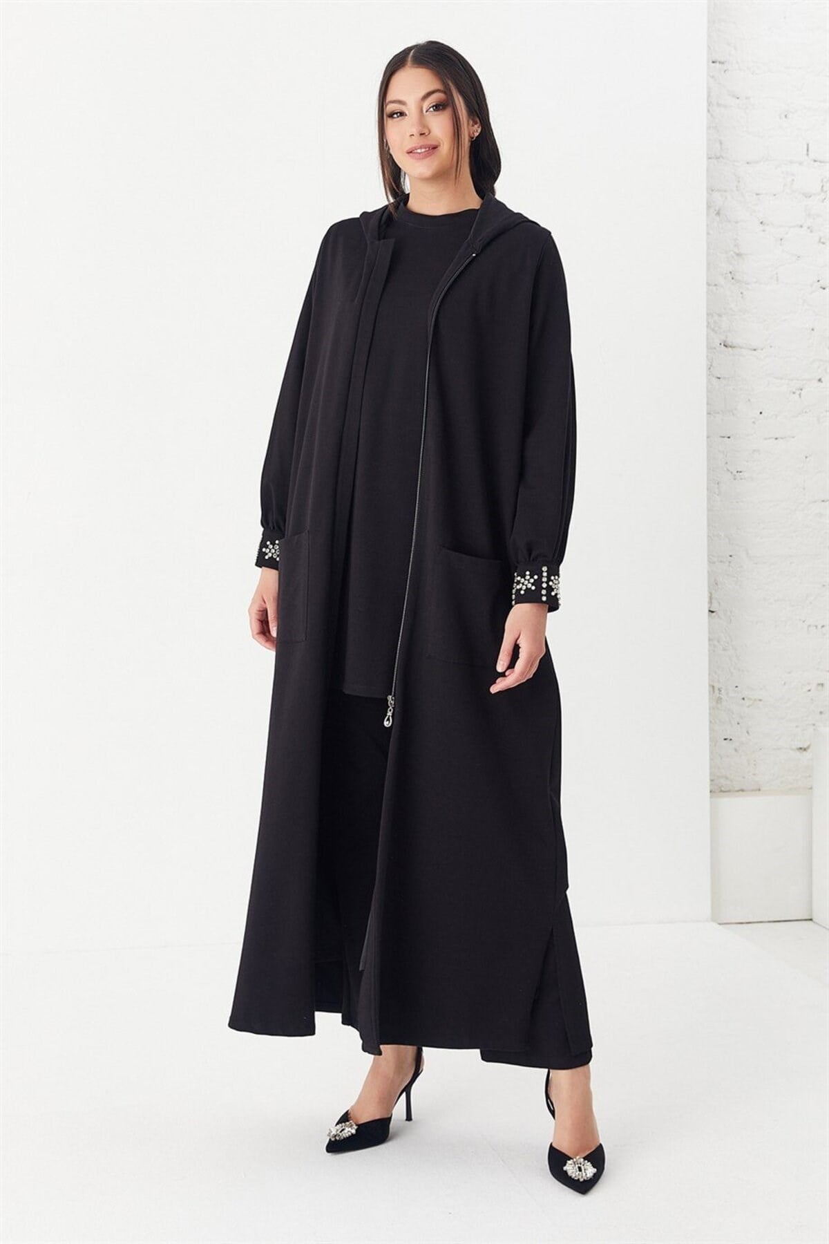 İki İplik Kapsonlu Kolu Taşlı Bluz Pantolon Abaya Üçlü Takım Siyah