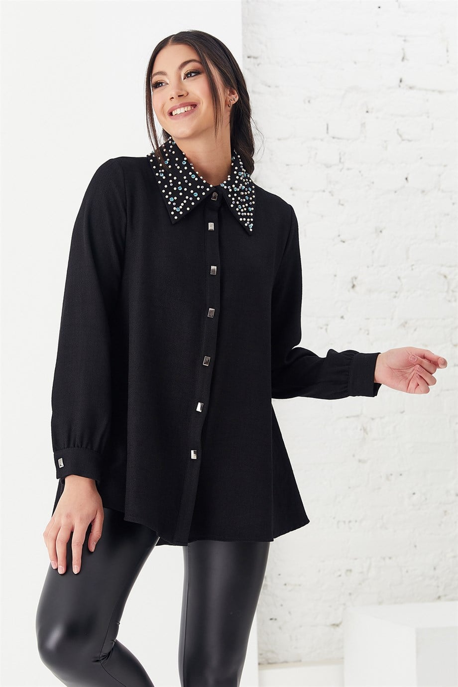 İnci İşlemeli Gömlek Siyah
